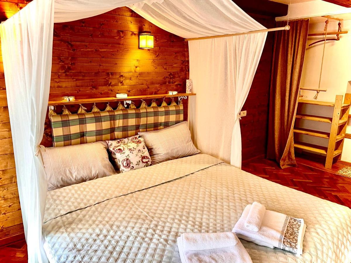 Apartament Rustic In Centrul Istoric Appartement Braşov Buitenkant foto